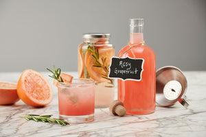 Craft Connections Co Spirit Infusion Kit cocktail kit includes everything you need to make some delicious grapefruit rosemary infused vodka. Serve your infused booze with this classic 750 ml liquor bottle with wood cork top and chalk board hang tag.